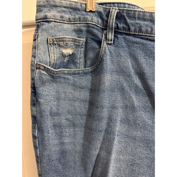 Lane Bryant Boyfriend Jeans, Capris, Rolled Cuff, 18" to 21" Distressed, Size 20 - Picture 6 of 11